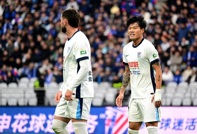 大连英博防线崩盘李昂失误成主因 两轮失9球引球