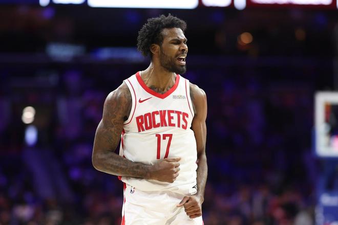 火箭险胜勇士伊森低迷拖累胜局