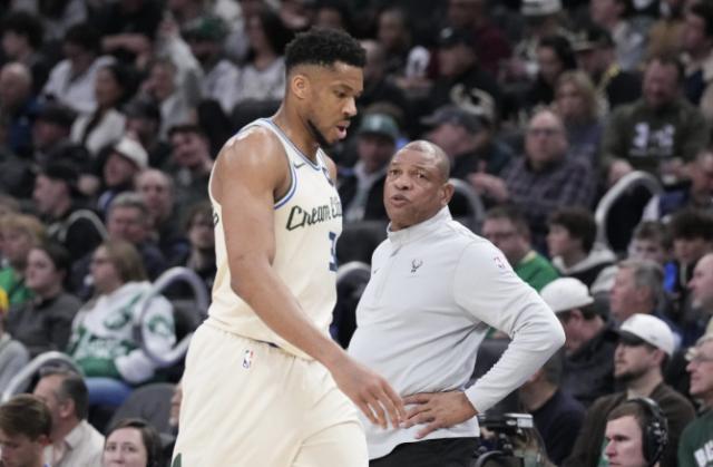 字母哥与雄鹿陷入交易僵局 矛盾升级冲击季后赛