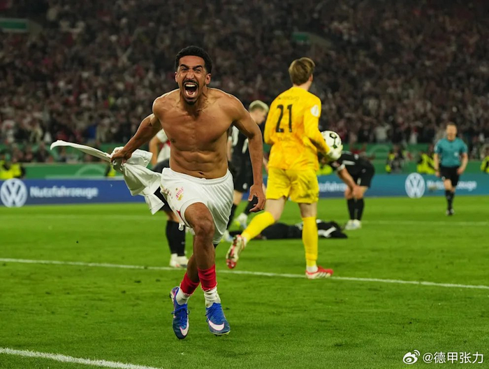 小赫内斯创历史 斯图加特德国杯决赛逆转拜仁